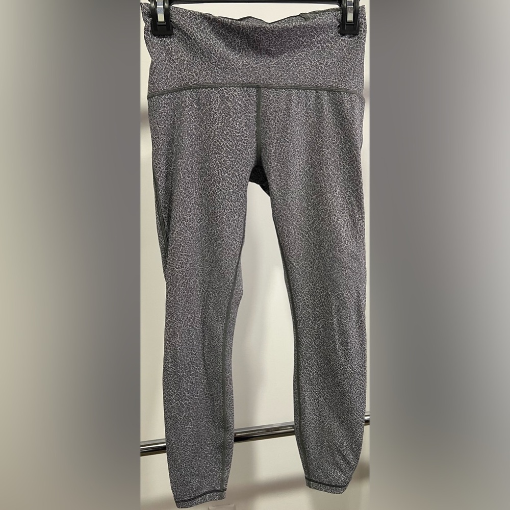 Lululemon wunder leggings Size 6